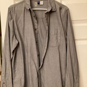Divided H & M button down dress shirt with front pocket